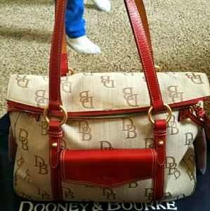Dooney & Bourke Red Signature Smith